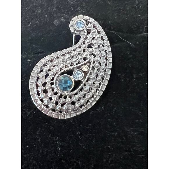 NWOT Crystal Paisley Clear and Blue Rhinestones - Picture 1 of 7